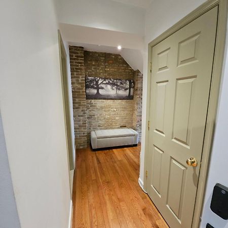 Dc Playhouse Bed And Breakfast Hotel วอชิงตัน ภายนอก รูปภาพ