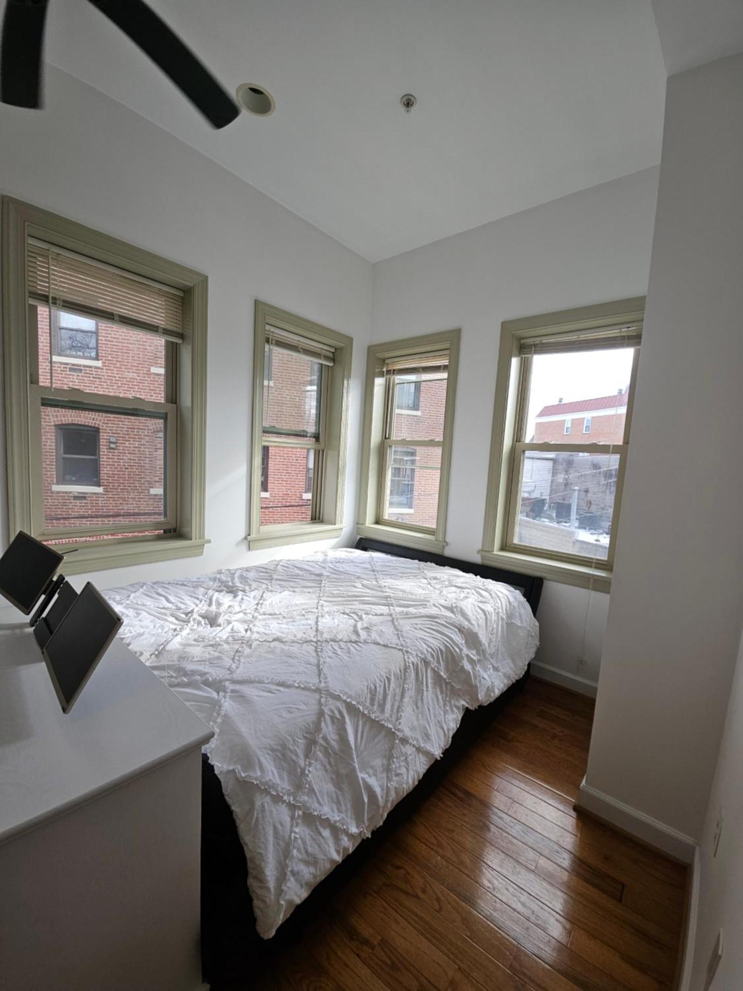 Dc Playhouse Bed And Breakfast Hotel วอชิงตัน ภายนอก รูปภาพ