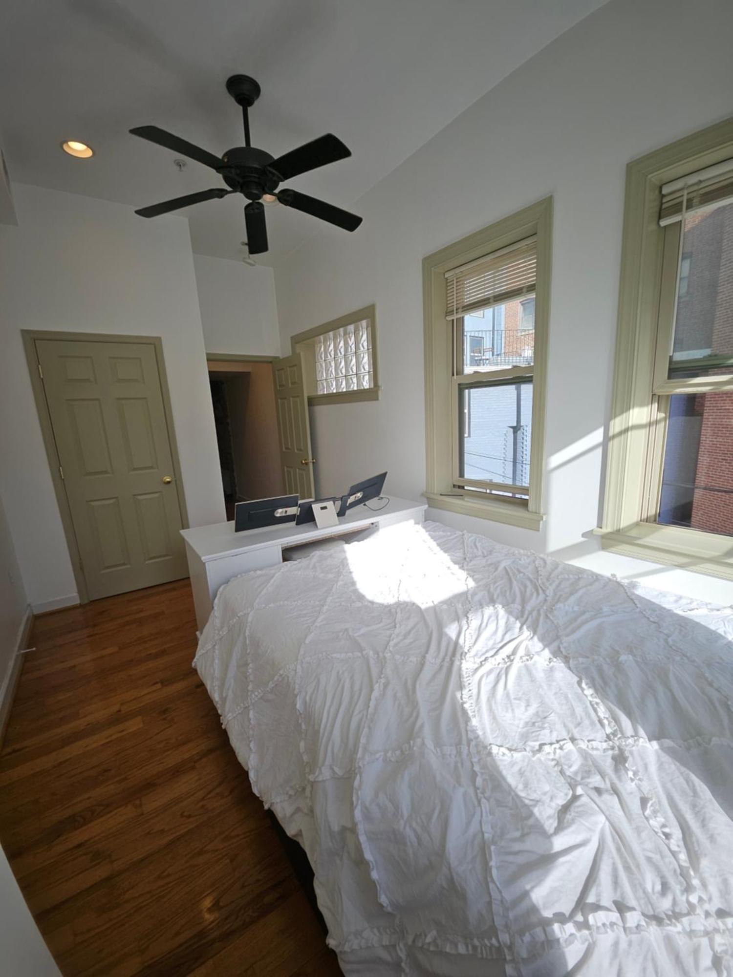 Dc Playhouse Bed And Breakfast Hotel วอชิงตัน ภายนอก รูปภาพ